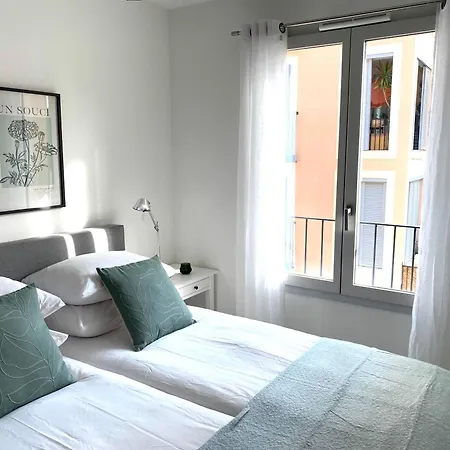 公寓 Fabulous Two-bedroom With Parking 昂蒂布