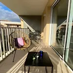 Fabulous Two-bedroom With Parking