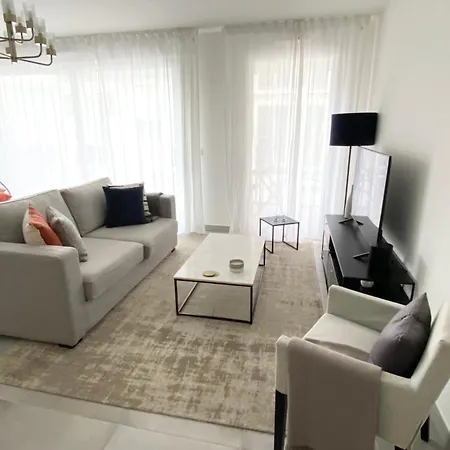 Fabulous Two-bedroom With Parking *