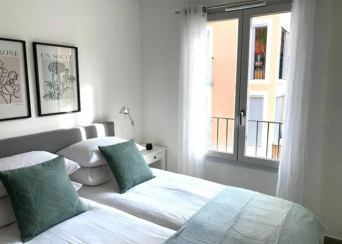 公寓 Fabulous Two-bedroom With Parking 昂蒂布